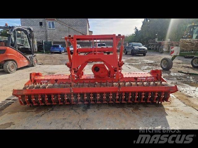 Kuhn HRB303D Gradas