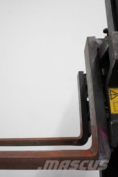 Still FM-X17 Montacargas de alcance de gran altura