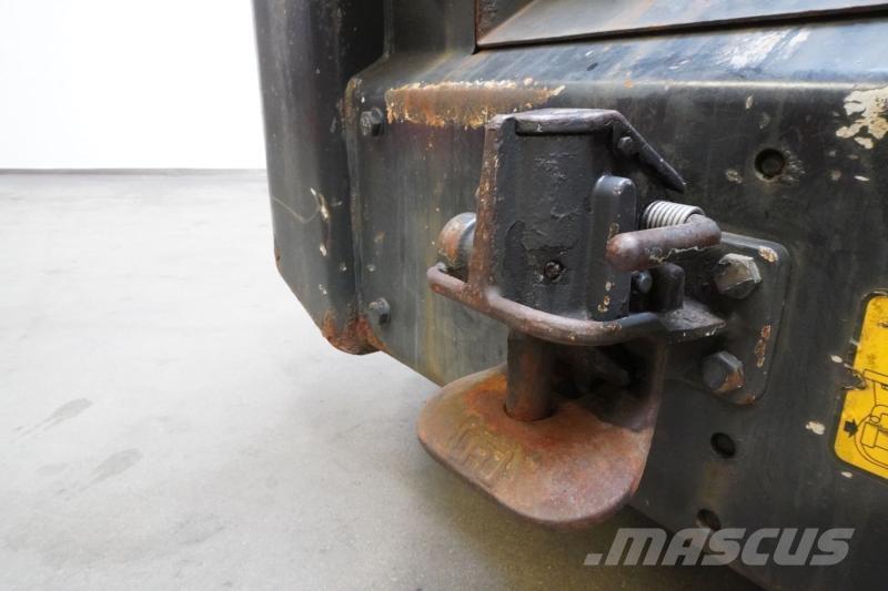 Still R07-25 Camiones con grúa