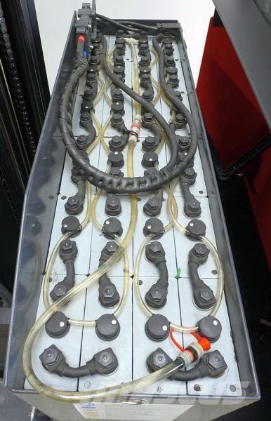 Toyota 7FBRE16 Montacargas de alcance de gran altura