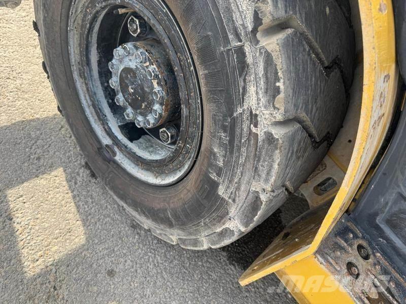 CAT DP45NT Montacargas - otros