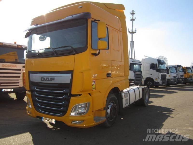 DAF XF105 460 Camiones tractor