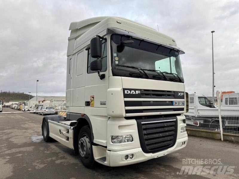 DAF XF105 460 Camiones tractor