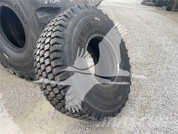 BKT 20.5R25 Llantas