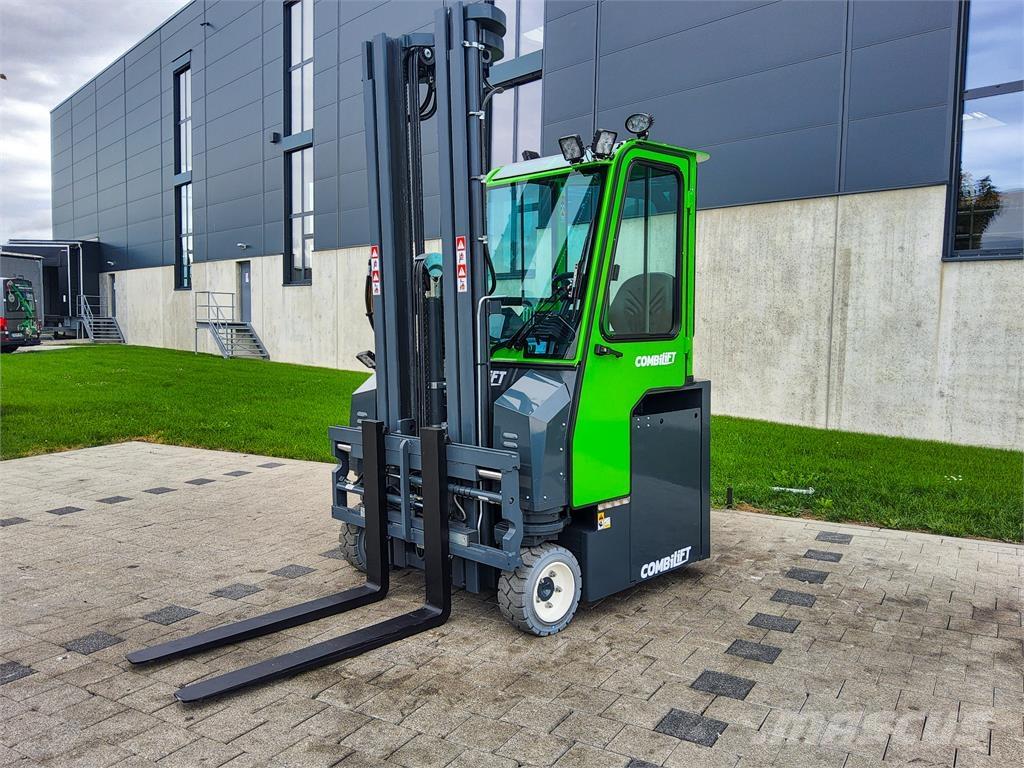 Combilift CBE 3000 Montacargas de 4 vías