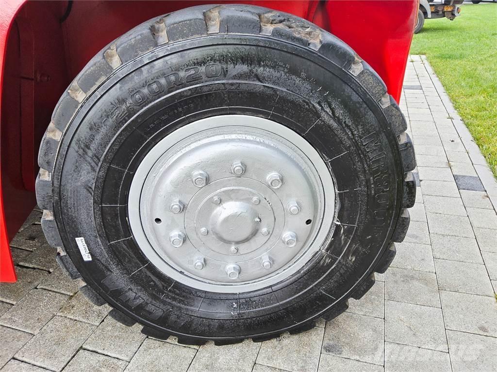 Kalmar DCE 150-12 Camiones diesel