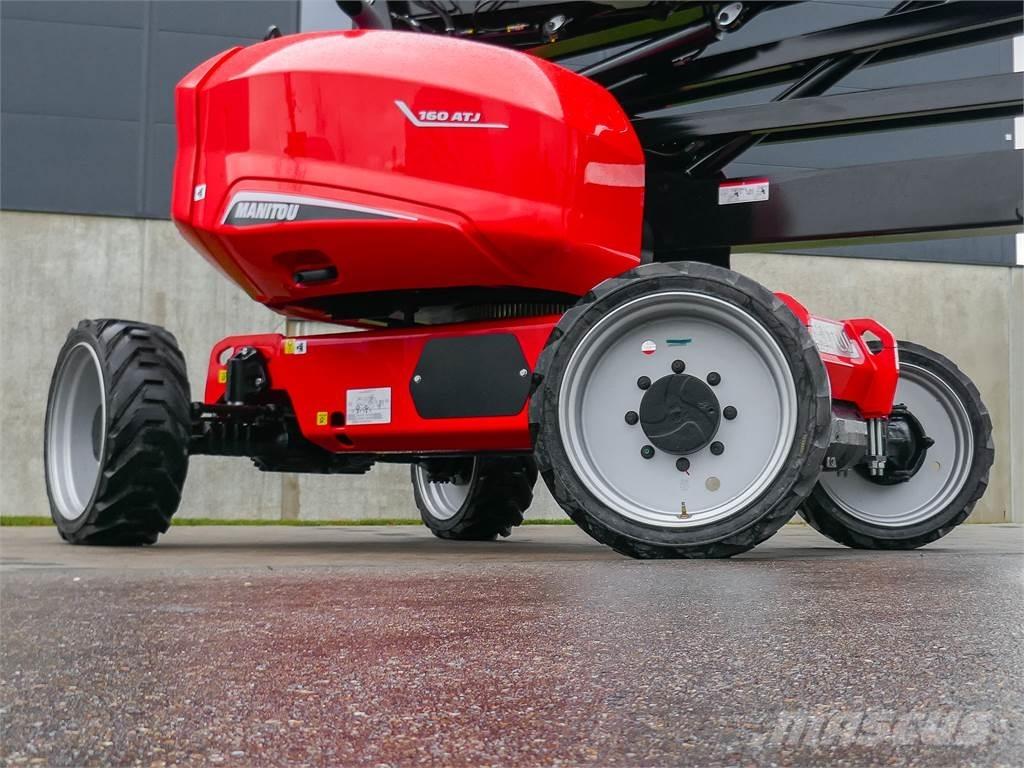Manitou 160 ATJ Plataformas con brazo de elevación manual