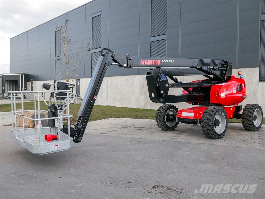 Manitou 200 ATJ Plataformas con brazo de elevación manual