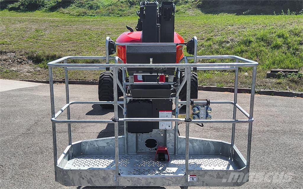 Manitou 200 ATJ Plataformas con brazo de elevación manual