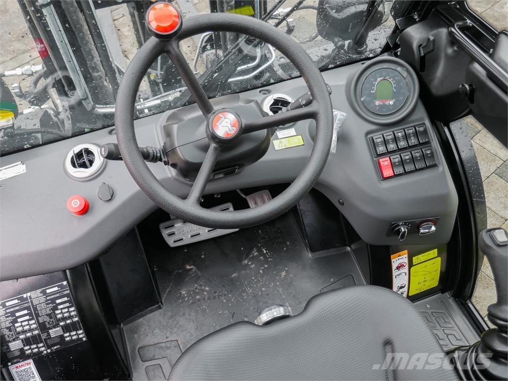 Manitou MC 30-4 Montacargas todo terreno