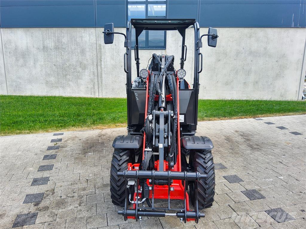 Manitou MLA 2-25H Miniexcavadoras