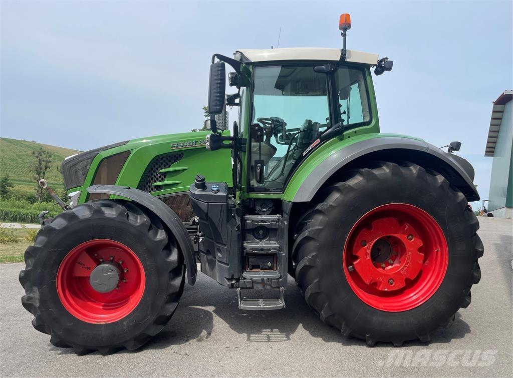 Fendt 828 Vario Profi Plus Camiones con grúa