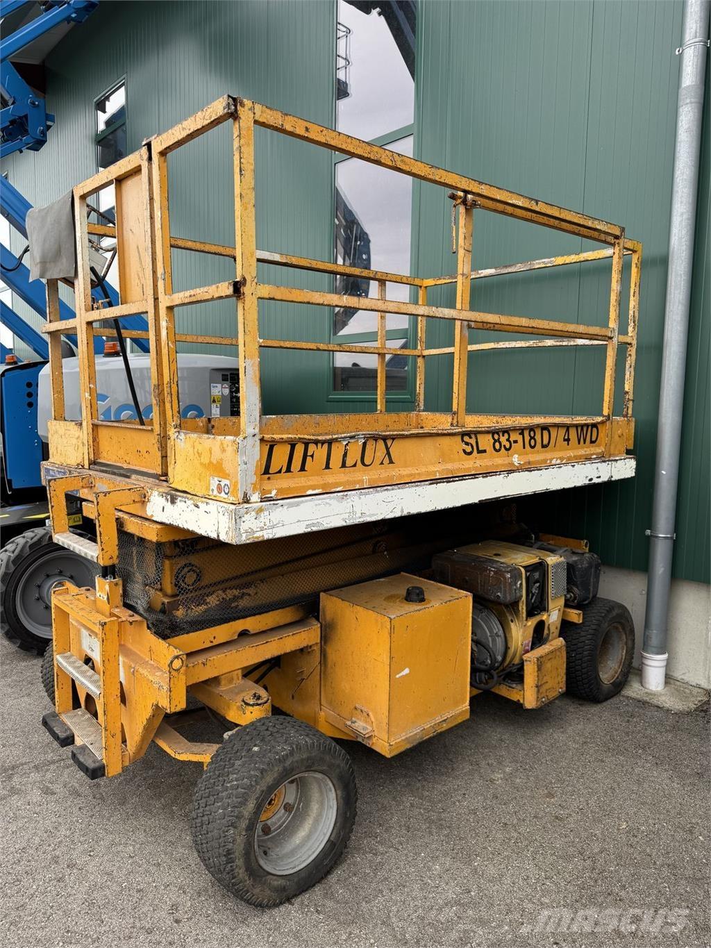 Liftlux SL83-18D/4WD Plataformas tijera