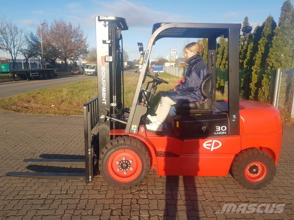 EP EFL302 Carretillas de horquilla eléctrica