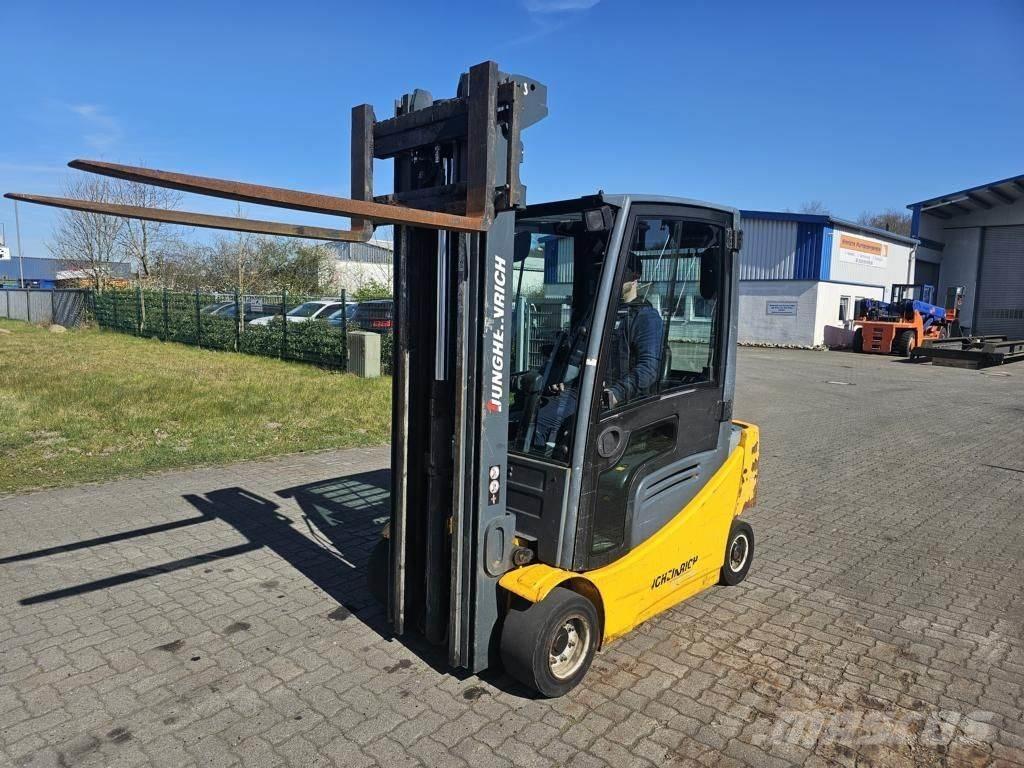 Jungheinrich EFG320 Carretillas de horquilla eléctrica