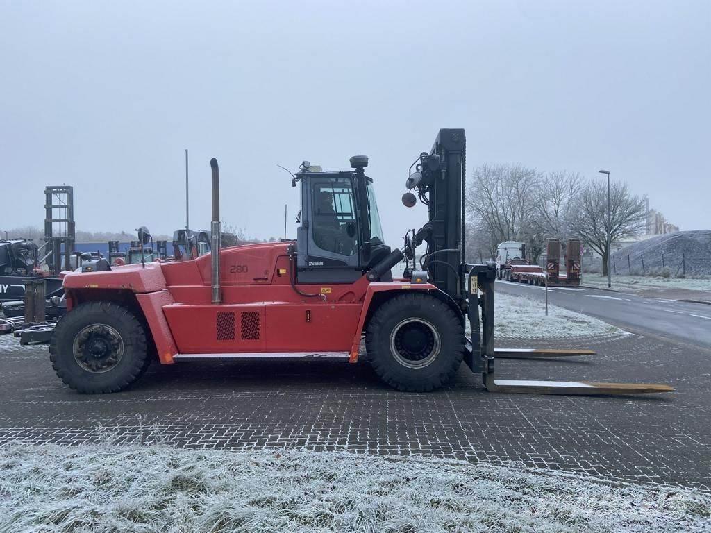 Kalmar DCG300-12LB Camiones diesel