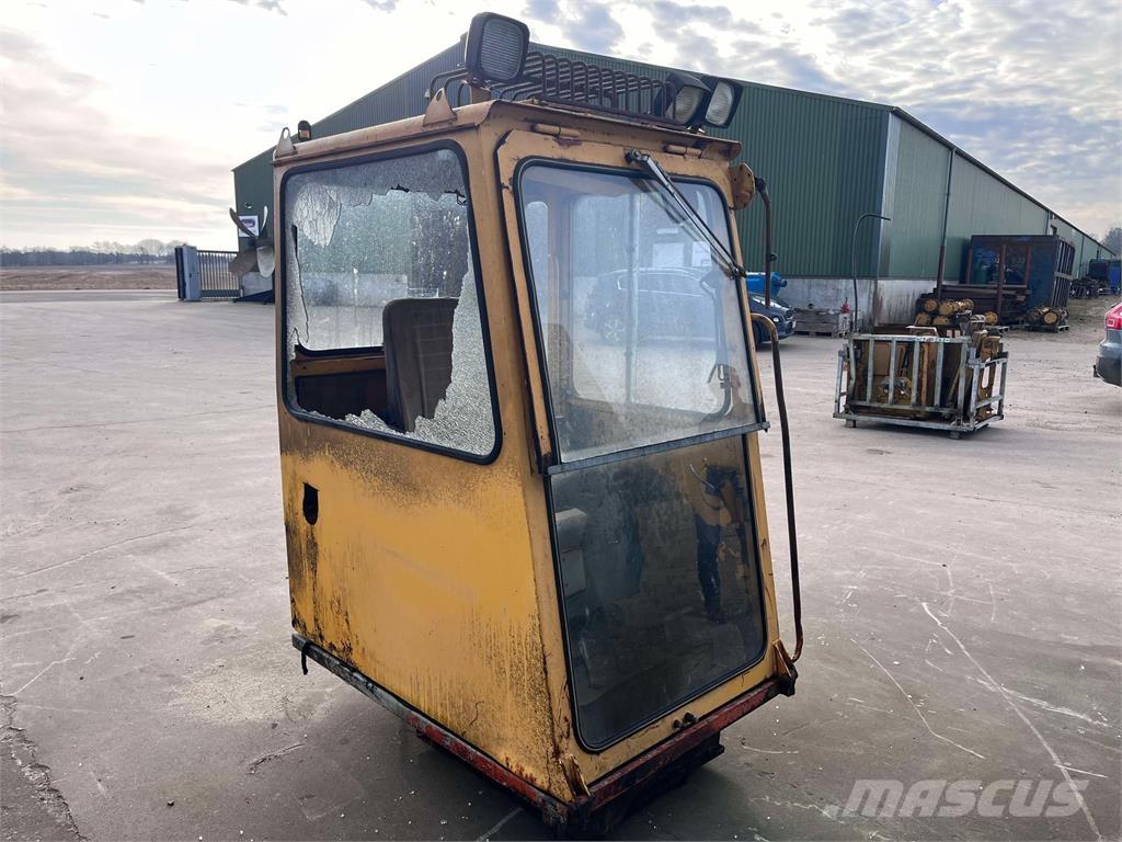 Åkerman H10B Førerhus Otros componentes