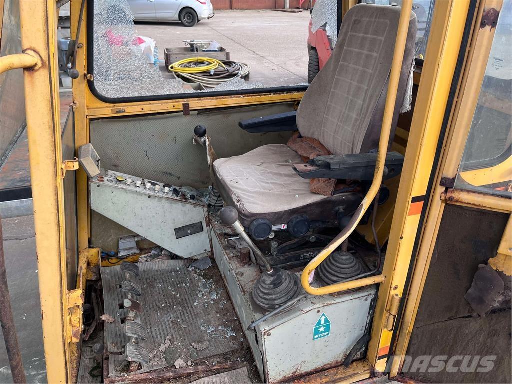 Åkerman H10B Førerhus Otros componentes