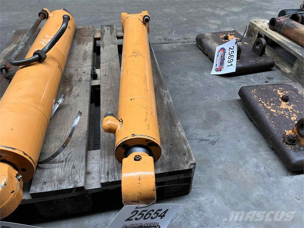CASE 695SR armcylinder Hidráulicos