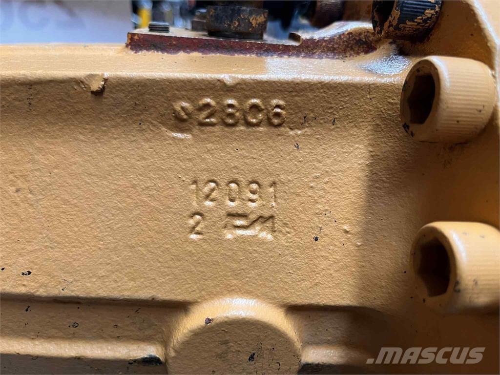 CASE 695SR bagaksel Ejes