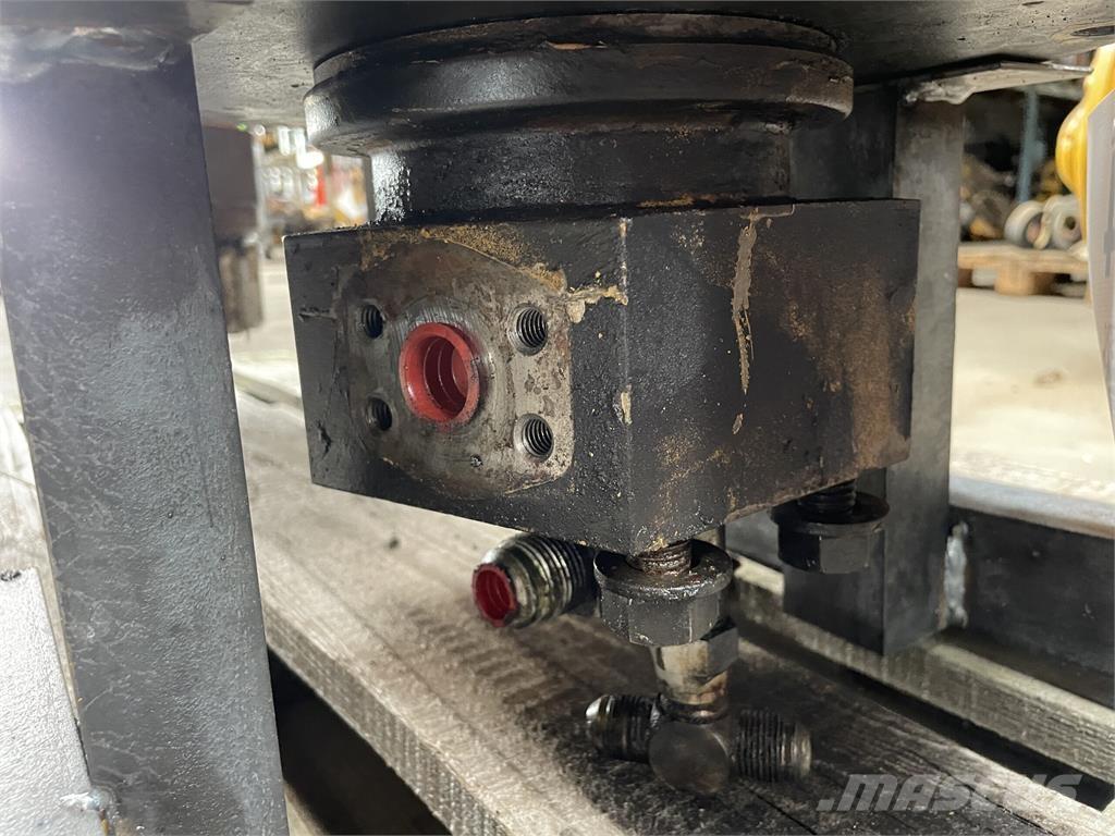 CAT 215LC svirvel Hidráulicos