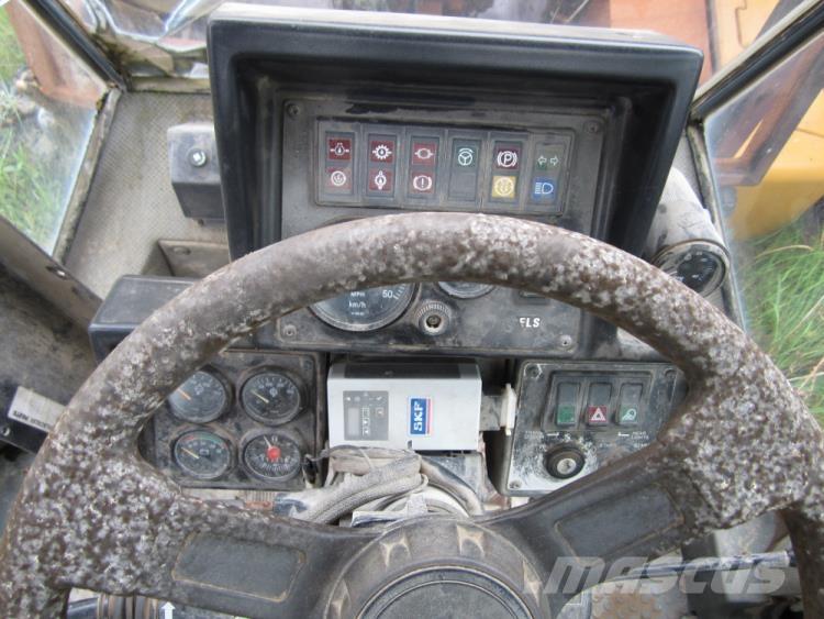 Furukawa 365 II- til ophug Cargadoras sobre ruedas