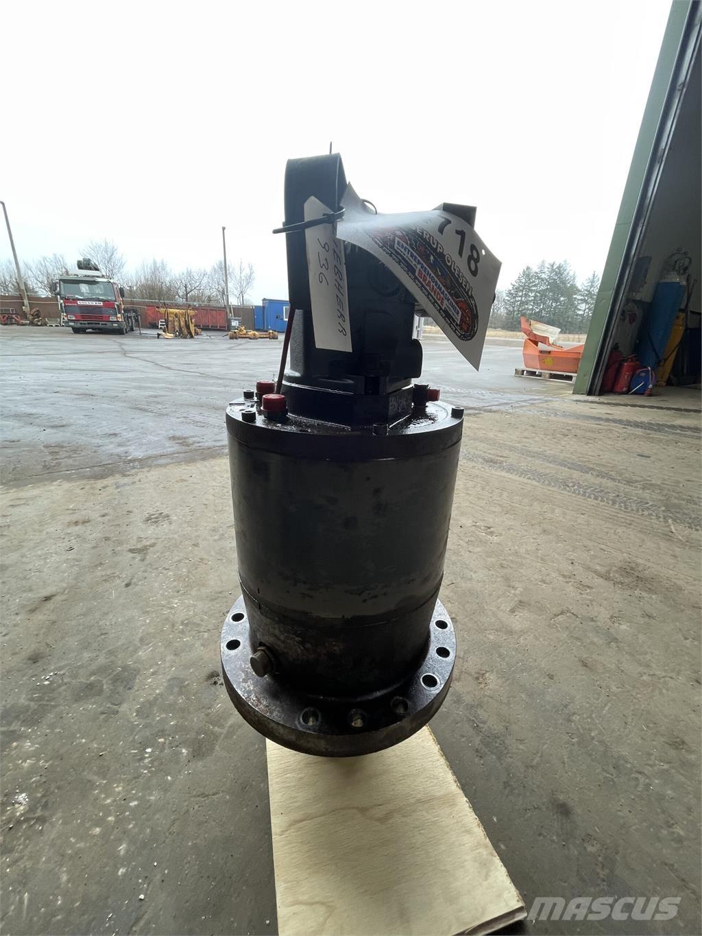 Liebherr R936NLC Krøjegear Transmisiones