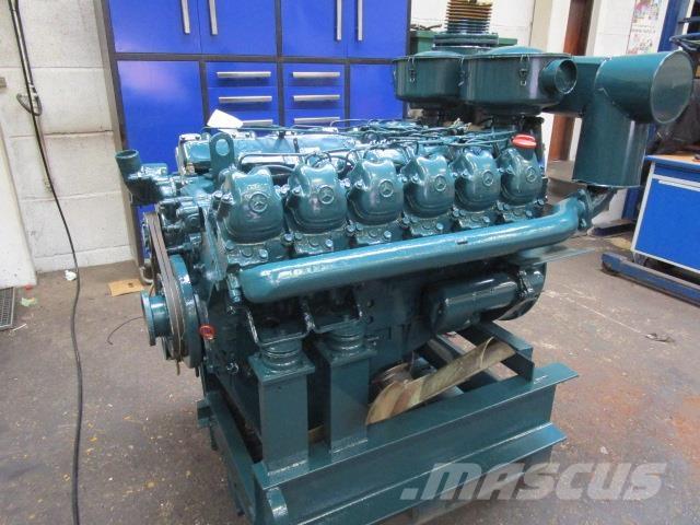 Mercedes-Benz V12 motor Motores