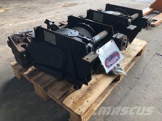 VEB spil - 2,5 T - 2 stk. Montacargas y elevadores de material