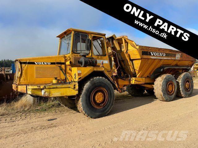 Volvo A25 dumper til ophug Vehículos compactos de volteo