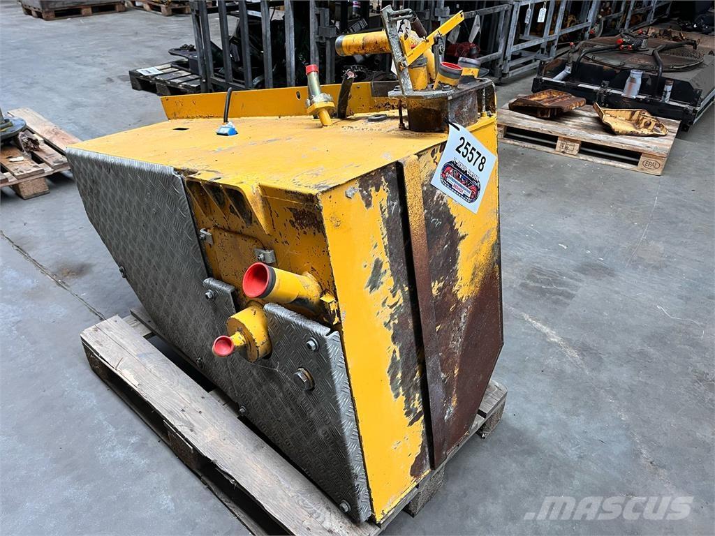 Volvo A35 brændstoftank Motores