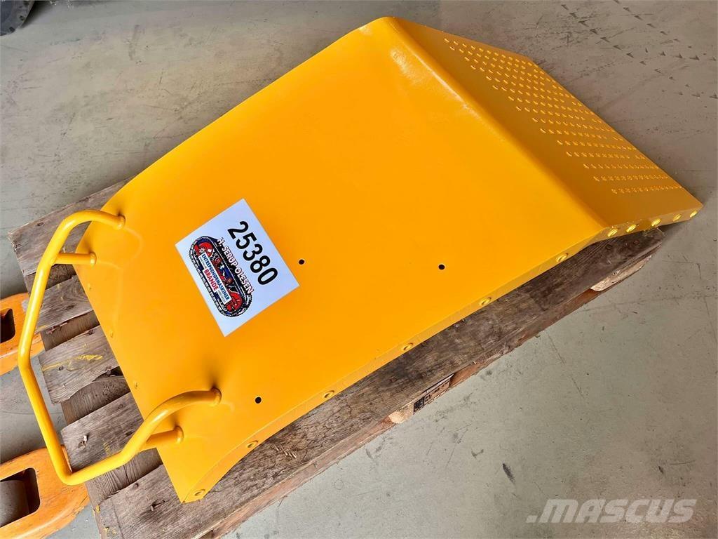 Volvo L120F bagskærm Otros componentes