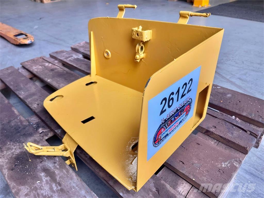 Volvo L120F batterikasse Otros componentes