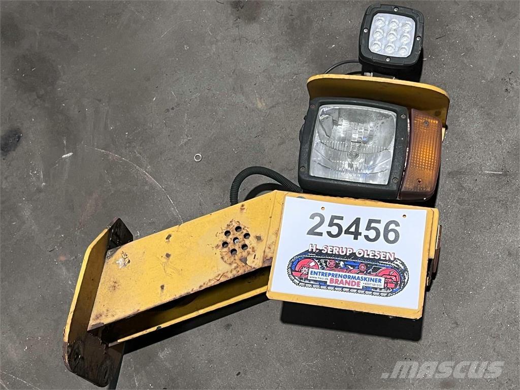 Volvo L120F frontlygte Componentes electrónicos