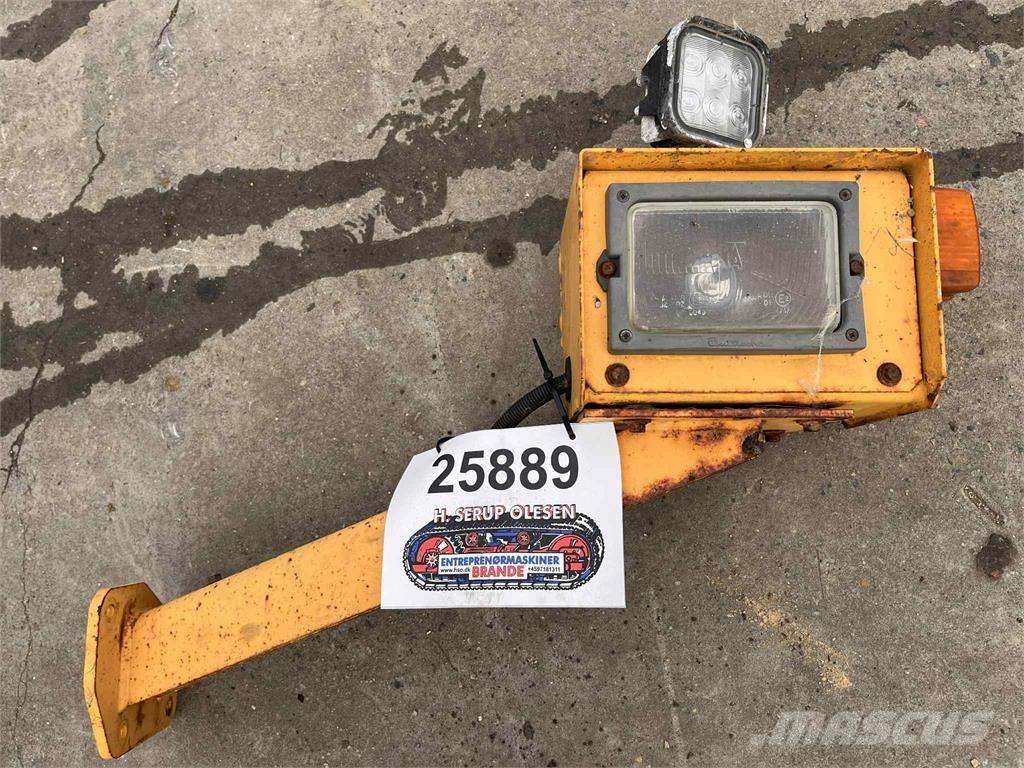 Volvo L220E frontlygte Componentes electrónicos