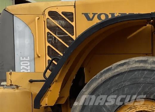 Volvo L220E højre bagskærm Otros componentes
