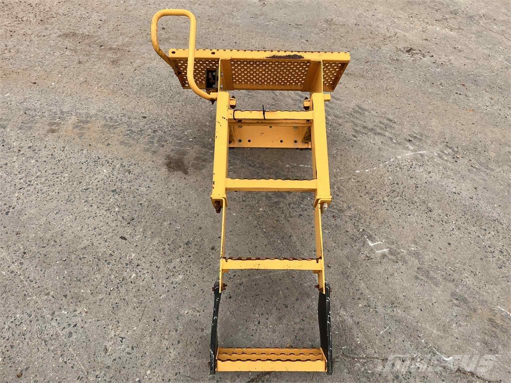 Volvo L220E trappe Otros componentes