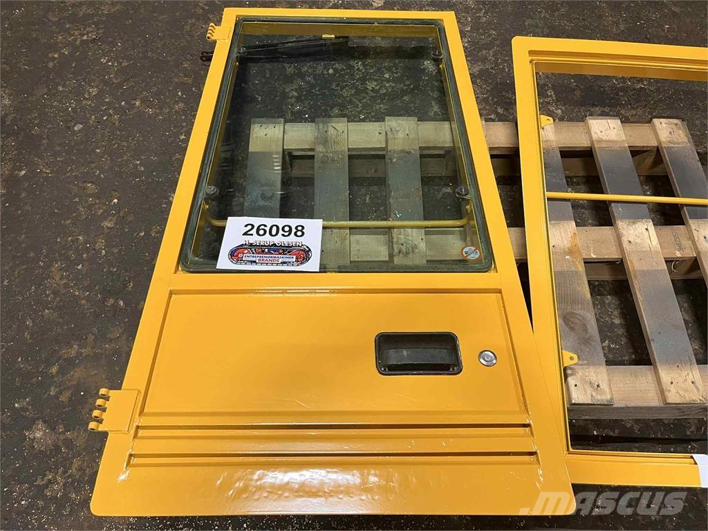 Volvo L70B dør Otros componentes