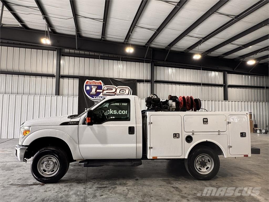 Ford F-250 Caja abierta/laterales abatibles