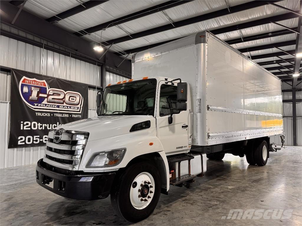 Hino 268 Camiones con caja de remolque