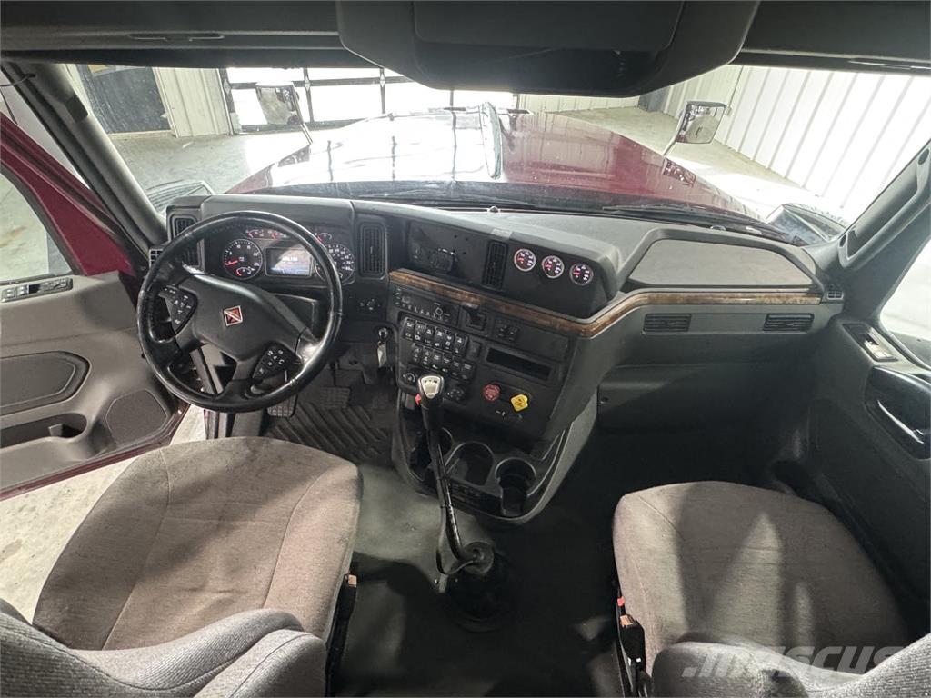 International LS532 Camiones tractor