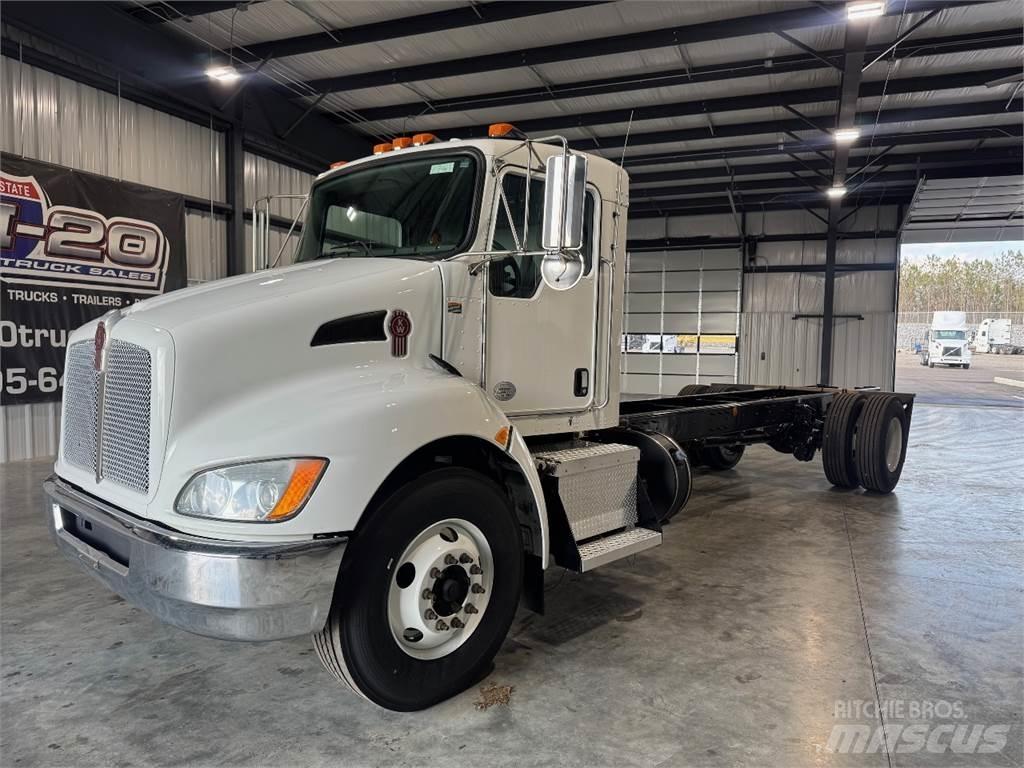 Kenworth T270 Camiones con chasís y cabina