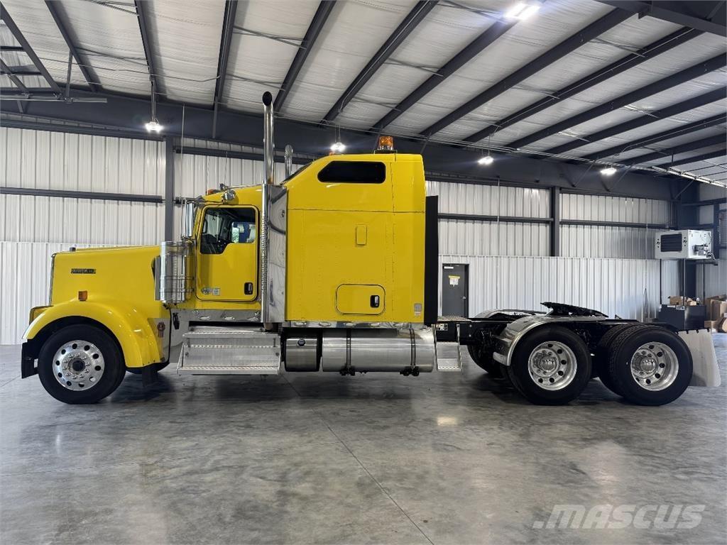 Kenworth W900L Camiones tractor