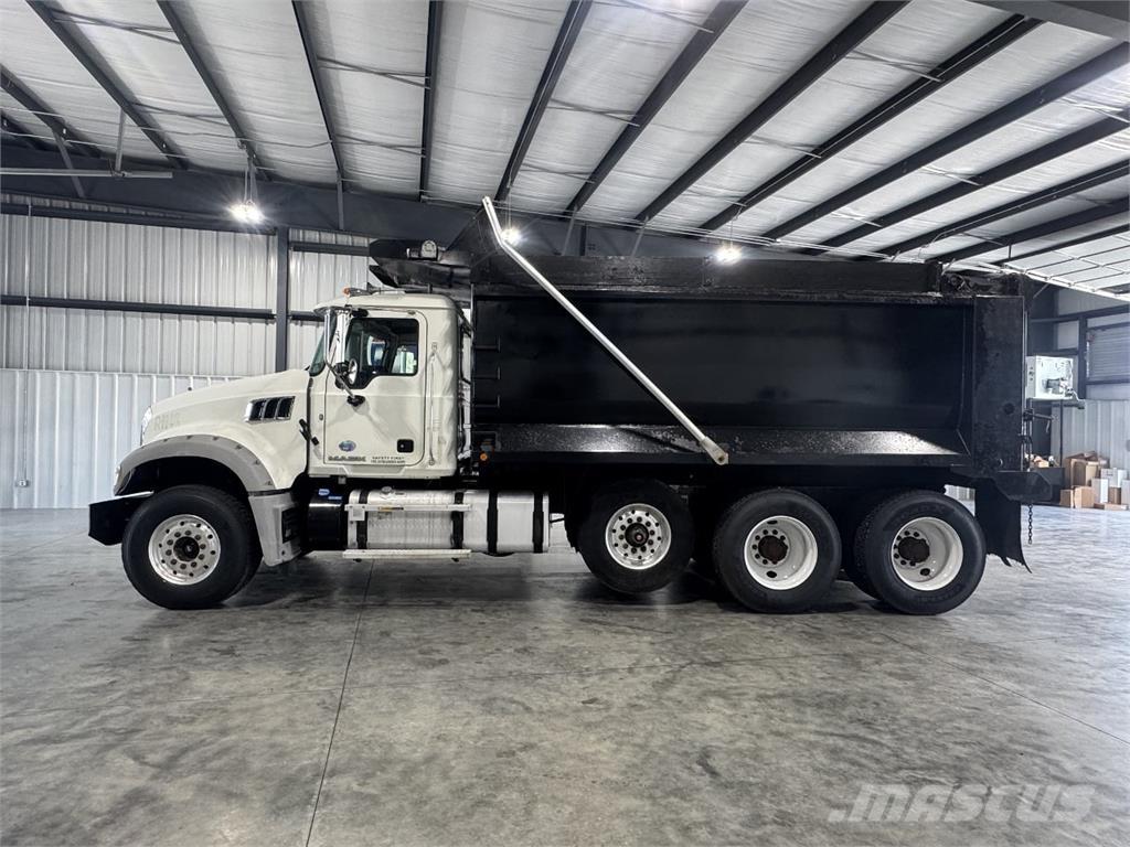 Mack GU713 Bañeras basculantes usadas