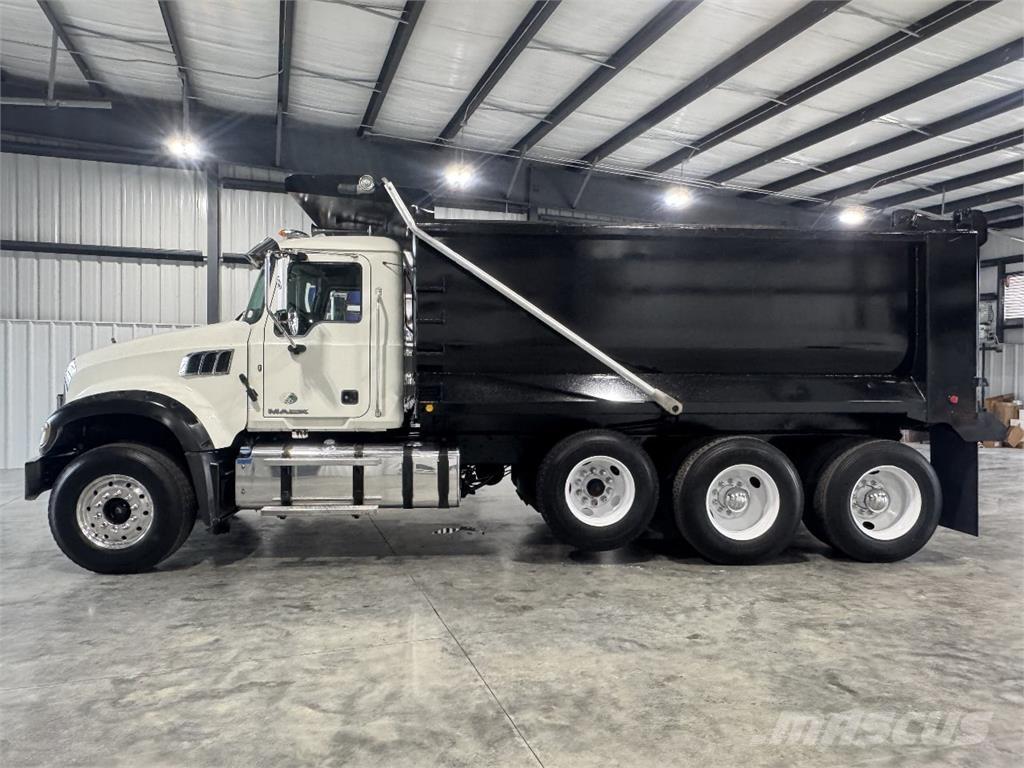 Mack GU713 Bañeras basculantes usadas