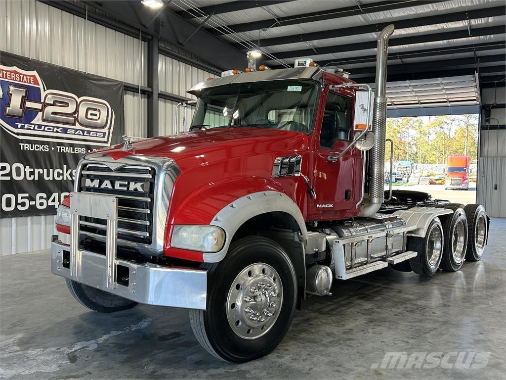 Mack GU713 Camiones tractor