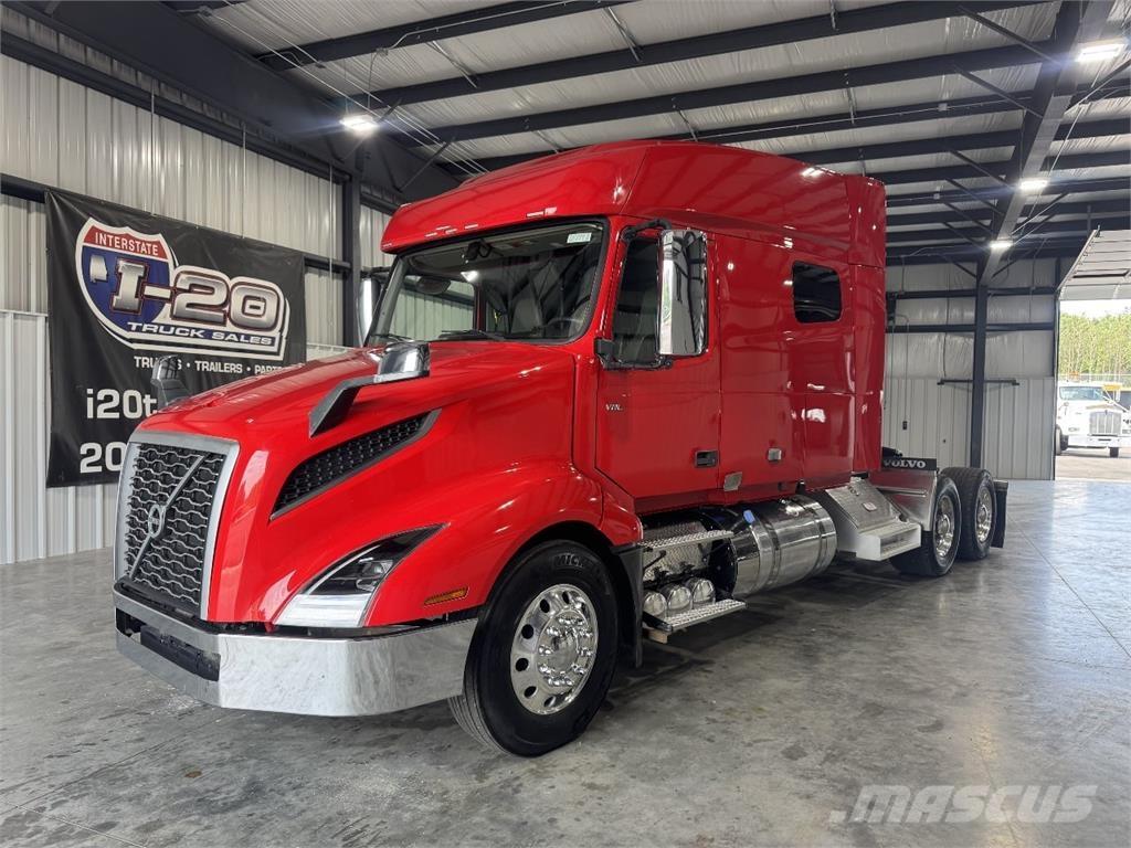 Volvo VNL64T740 Camiones tractor