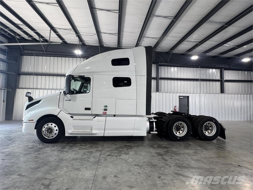 Volvo VNL760 Camiones tractor