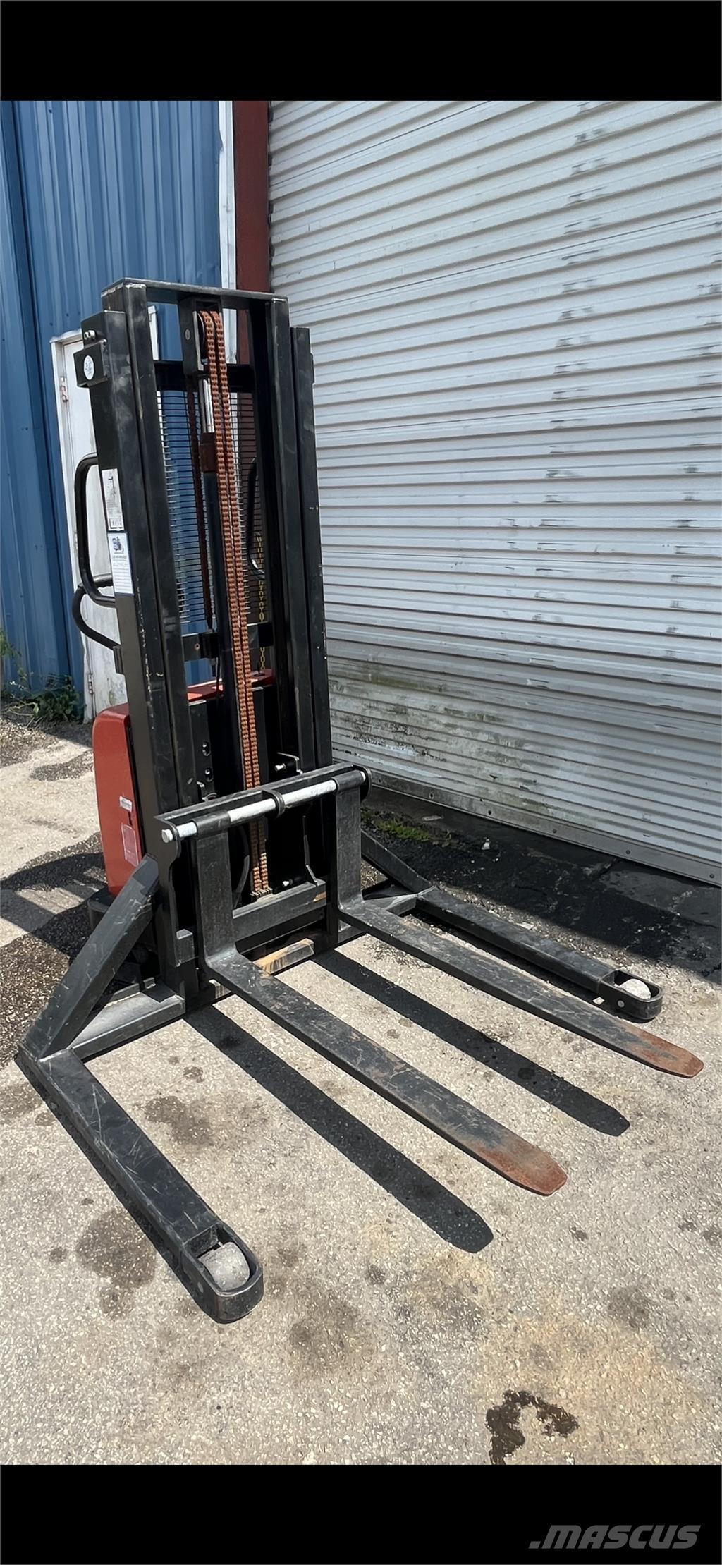 Yale  Apiladoras eléctricos