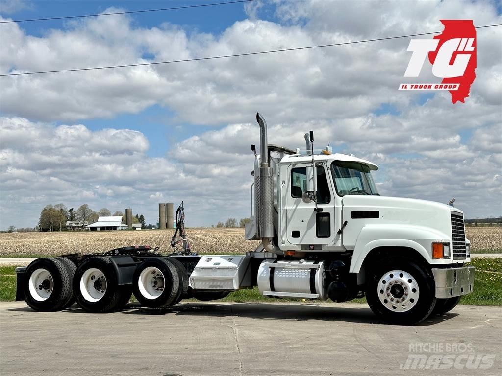 Mack CH613 Camiones tractor